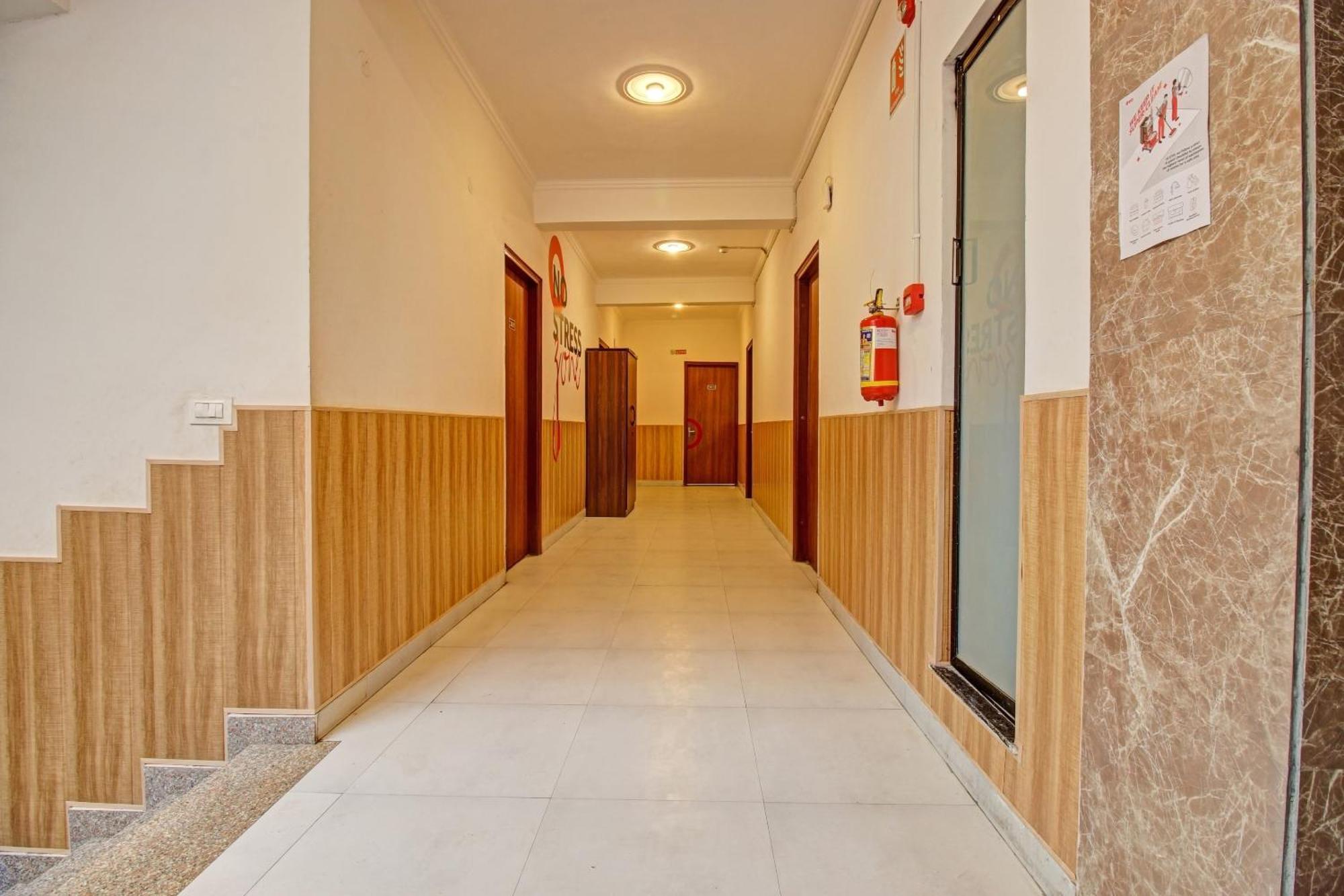 Super Townhouse Kachnar House Vikas Nagar Hotel Hasanganj Bagian luar foto